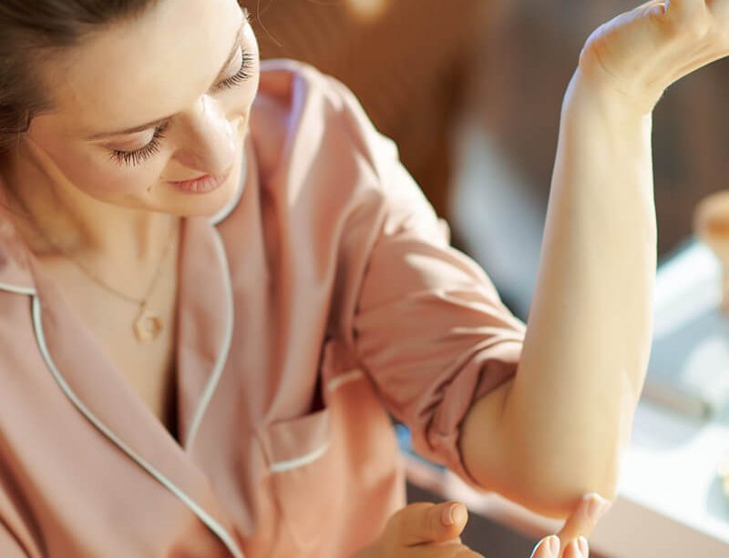 epivyziva-jak-zmirnit-lupenku-pomuze-zmena-jidelnicku-i-doplnky-stravy-14092021